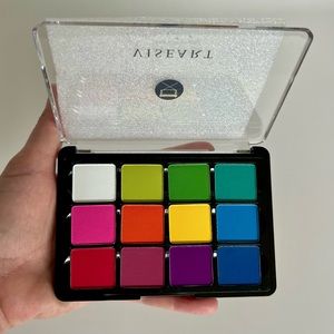 Brand new in box Viseart “editorial brights” palette
